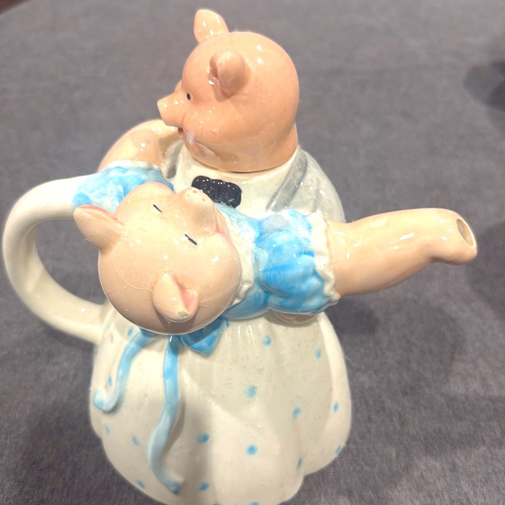 Vintage Pig Couple Dancing Ceramic Teapot With Removable Head Lid - Adorable Far